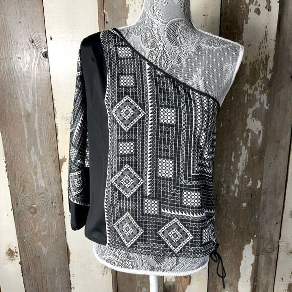 BCBGMAXAZRIA one shoulder blouse NWOT - Picture 1 of 7
